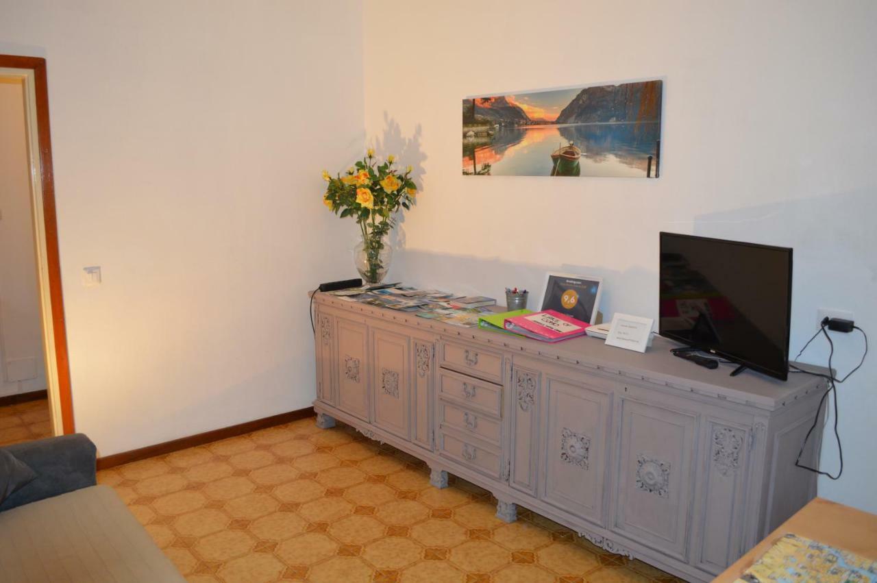 Appartement Betty'S House à Mandello del Lario Extérieur photo