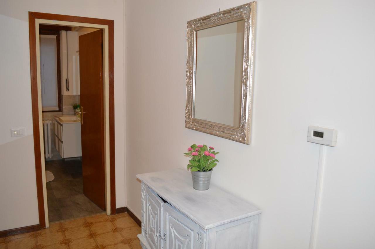 Appartement Betty'S House à Mandello del Lario Extérieur photo